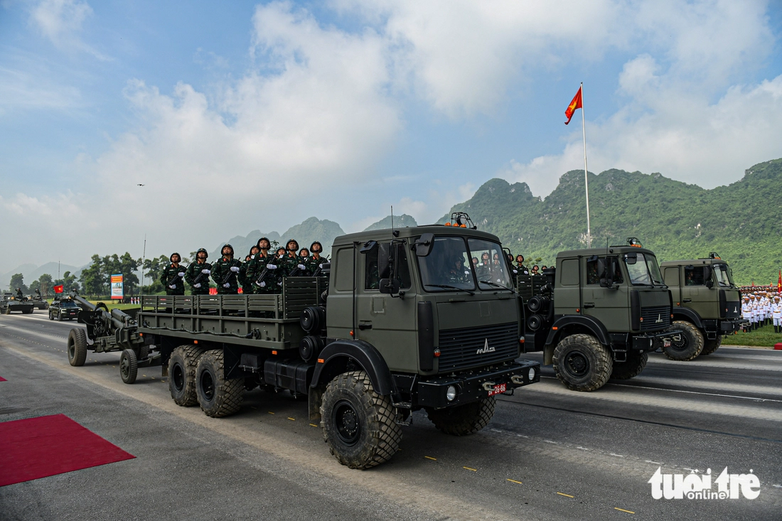 diễu binh - Ảnh 3.