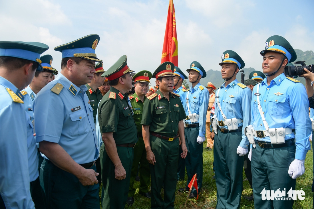 diễu binh - Ảnh 2.