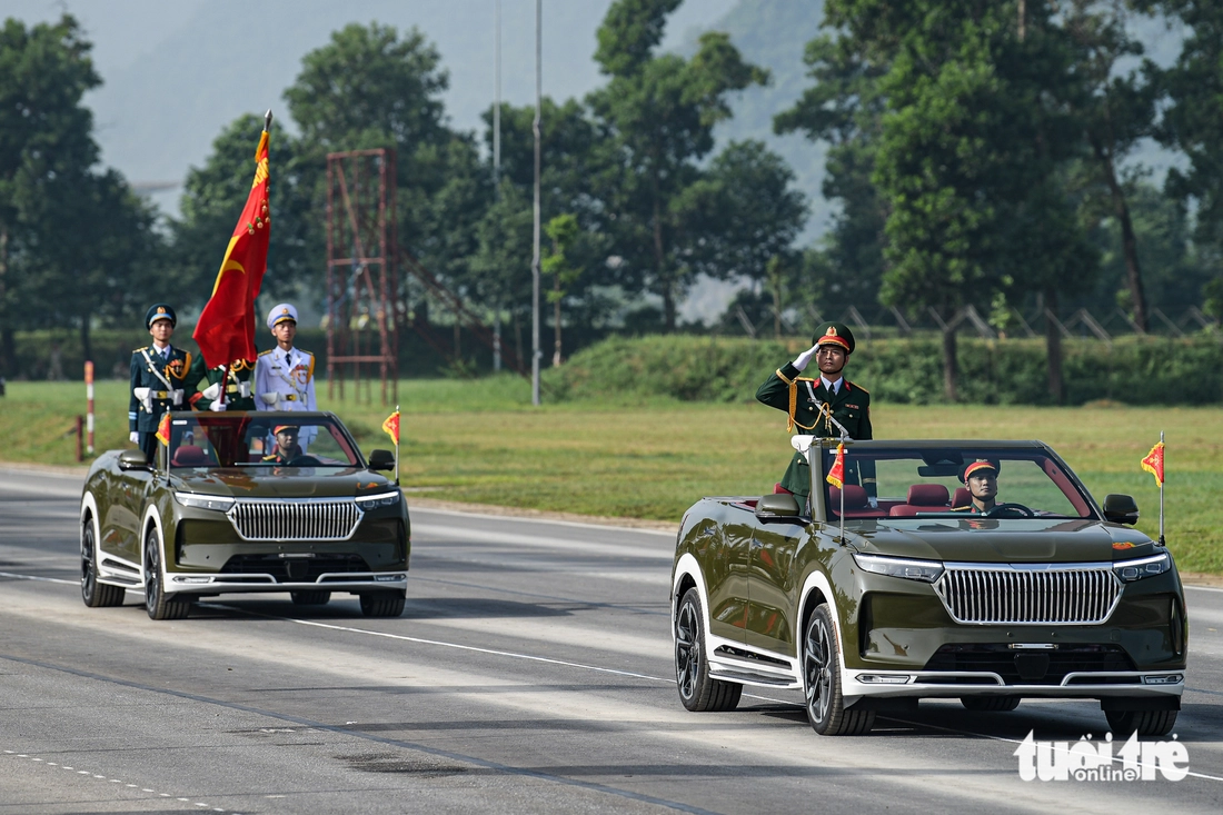 diễu binh - Ảnh 4.
