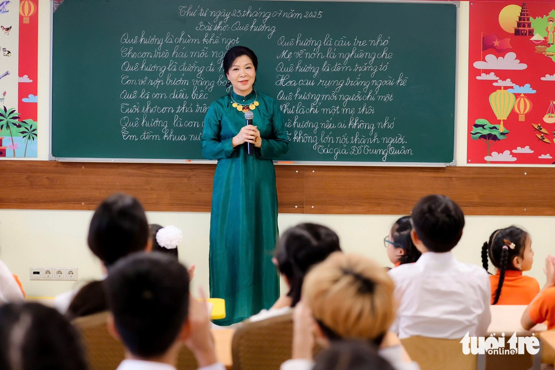'Cô giáo' Ngô Phương Ly với lớp học tiếng Việt tại Nga - Ảnh 5.