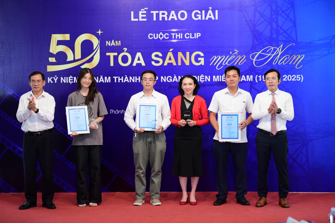 Tổng công ty Điện lực miền Nam - Ảnh 7.