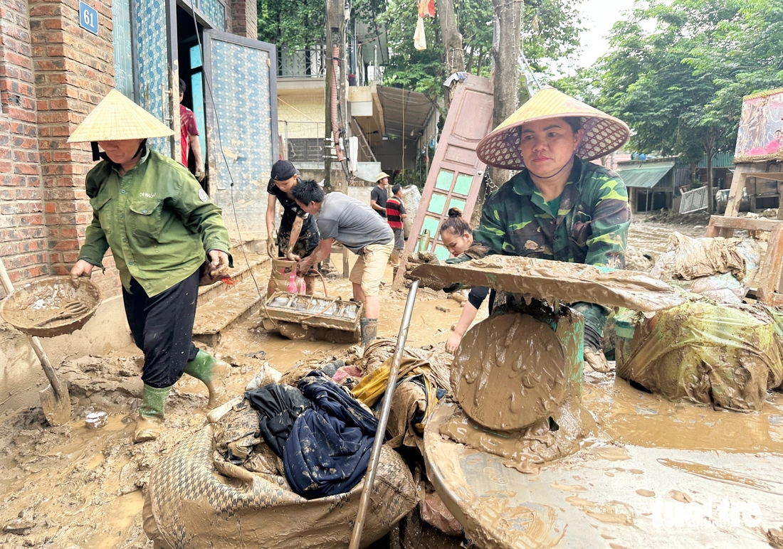 vùng lũ Nghệ An - Ảnh 1.