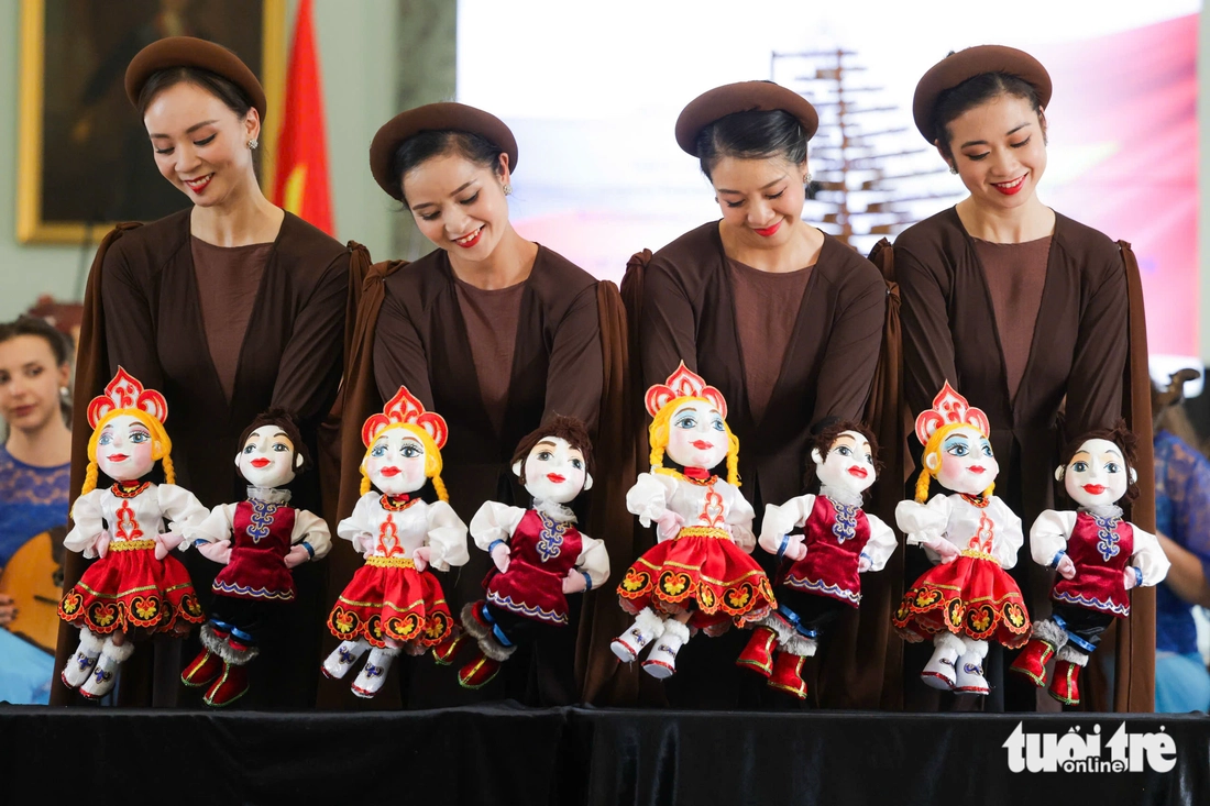 Ngô Phương Ly - Ảnh 12.