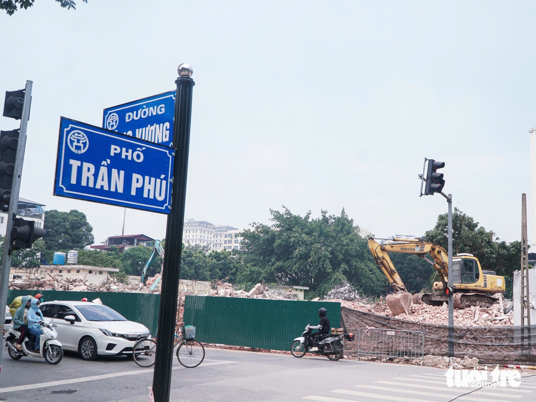 đường Hùng Vương - Ảnh 1.