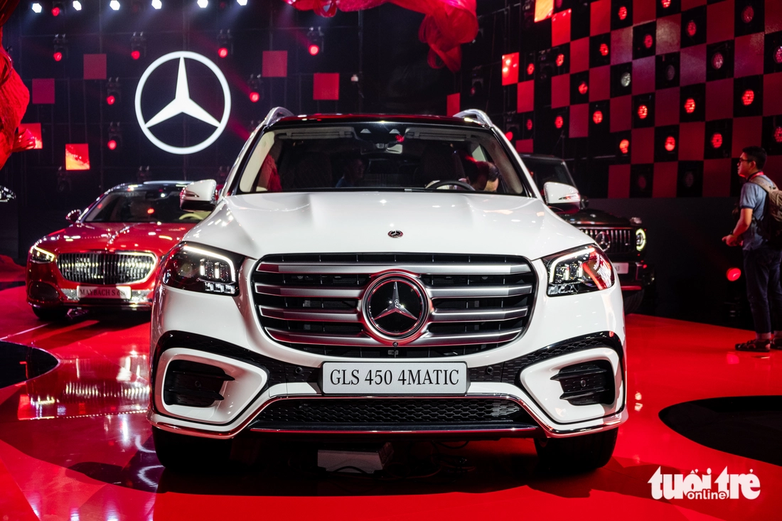 Mercedes-Benz GLS - Ảnh 2.