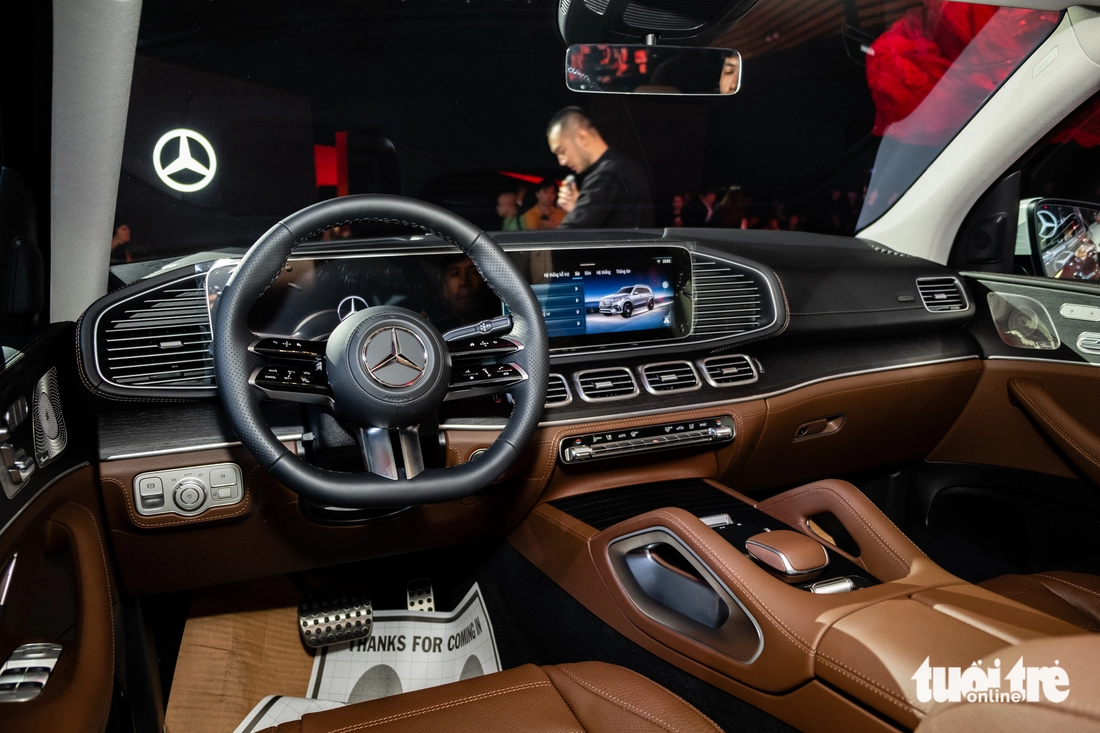 Mercedes-Benz GLS 2025 ra mắt Việt Nam: Bản 450 giá 5,689 tỉ, bản Maybach hơn 12,3 tỉ, bổ sung ADAS - Ảnh 8.