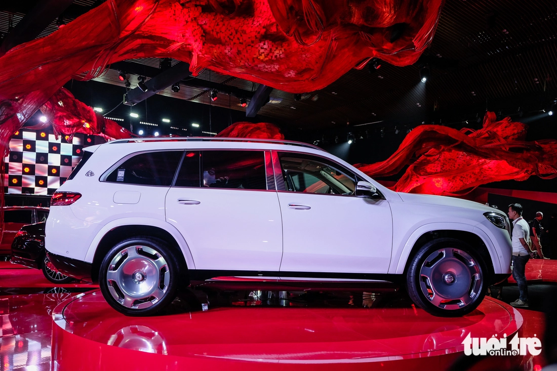 Mercedes-Benz GLS 2025 ra mắt Việt Nam: Bản 450 giá 5,689 tỉ, bản Maybach hơn 12,3 tỉ, bổ sung ADAS - Ảnh 29.