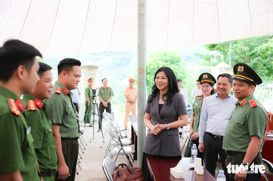 Phu nhân Ngô Phương Ly  - Ảnh 2.