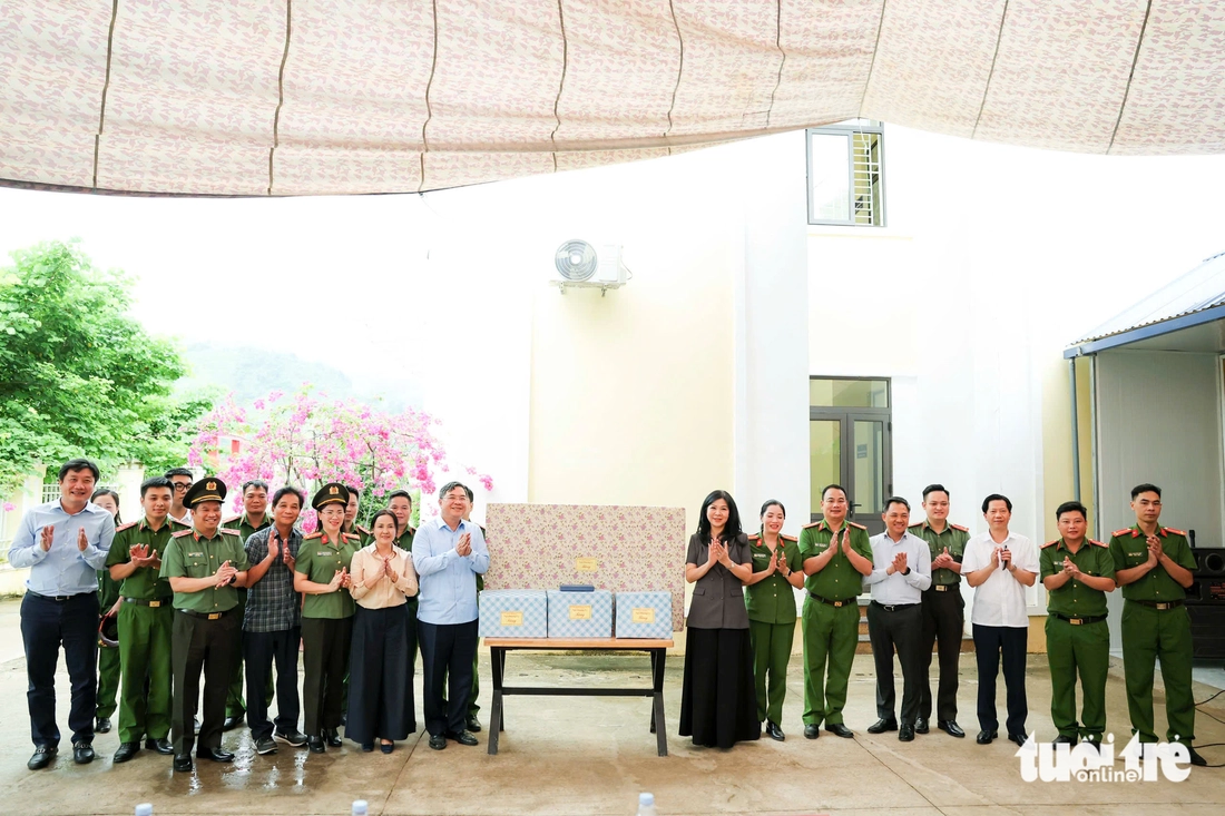 Phu nhân Ngô Phương Ly  - Ảnh 7.