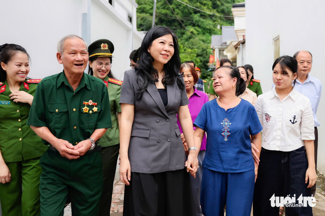 Phu nhân Ngô Phương Ly  - Ảnh 8.