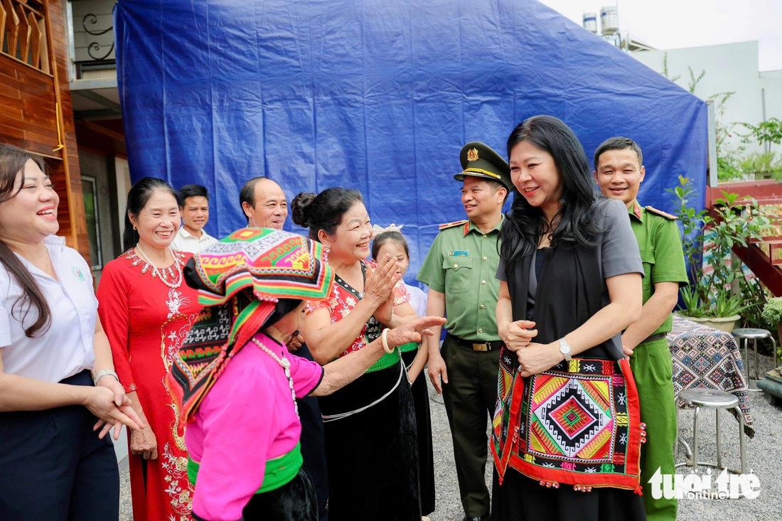 Phu nhân Ngô Phương Ly  - Ảnh 10.