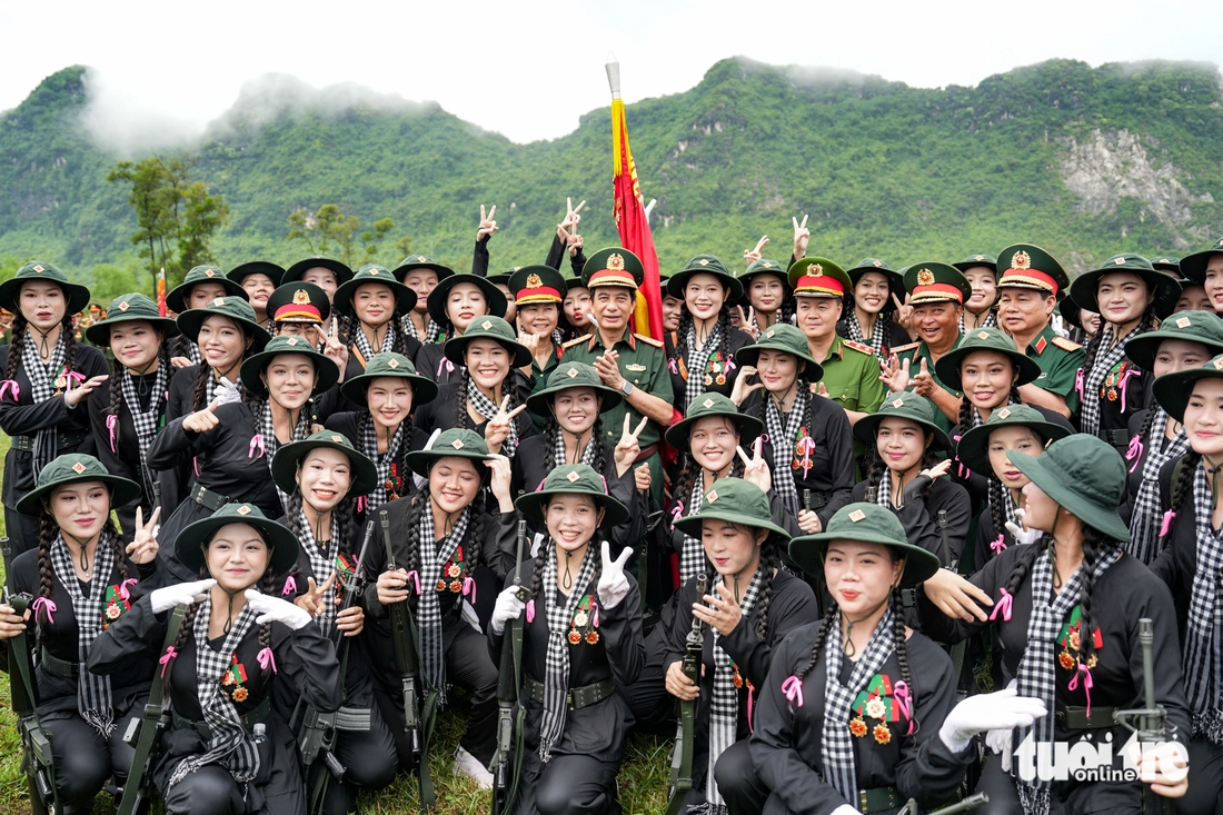 Việt Nam có đầy đủ các lực lượng, quân binh chủng để bảo vệ vững chắc Tổ quốc - Ảnh 8.