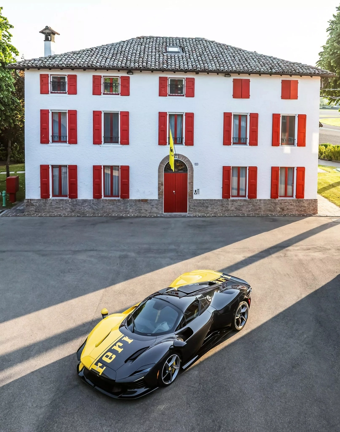 Chiếc xe Ferrari mới đắt nhất từng được bán đấu giá: Chốt sổ 684 tỉ đồng, là bản có 1 không 2 - Ảnh 14.
