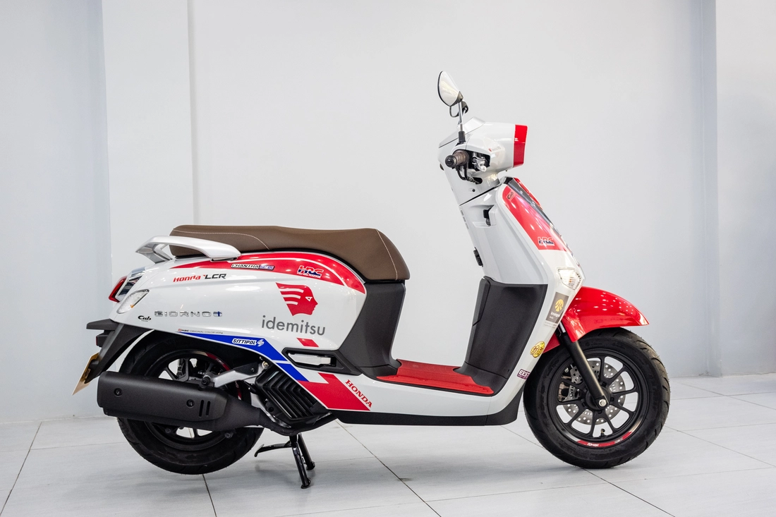 Honda Giorno+ SC35 ThaiGP về Việt Nam: Chỉ 99 chiếc, giá có thể vượt 100 triệu đồng - Ảnh 17.
