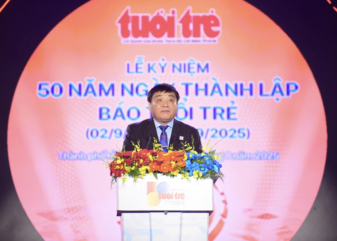 Tuổi Trẻ viết tiếp hành trình nửa thế kỷ - Ảnh 6. Tuổi Trẻ viết tiếp hành trình nửa thế kỷ - Ảnh 10.