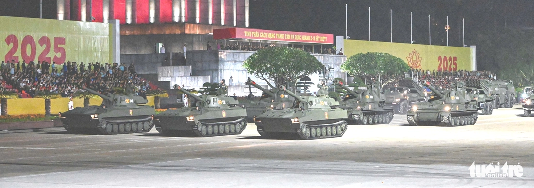 tổng hợp luyện diễu binh - Ảnh 4.