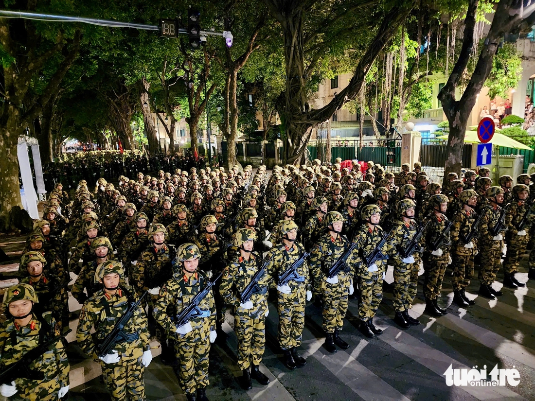 Các khối diễu binh quân đội vào vị trí, sẵn sàng tổng hợp luyện - Ảnh 3. diễu binh - Ảnh 4.