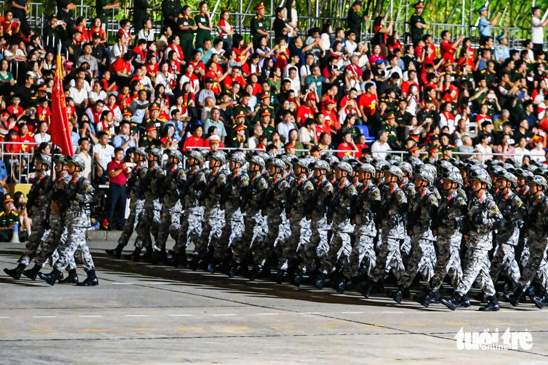 Dàn pháo khai hỏa ở Mỹ Đình, mở màn buổi hợp luyện diễu binh, diễu hành - Ảnh 9. diễu binh - Ảnh 10.