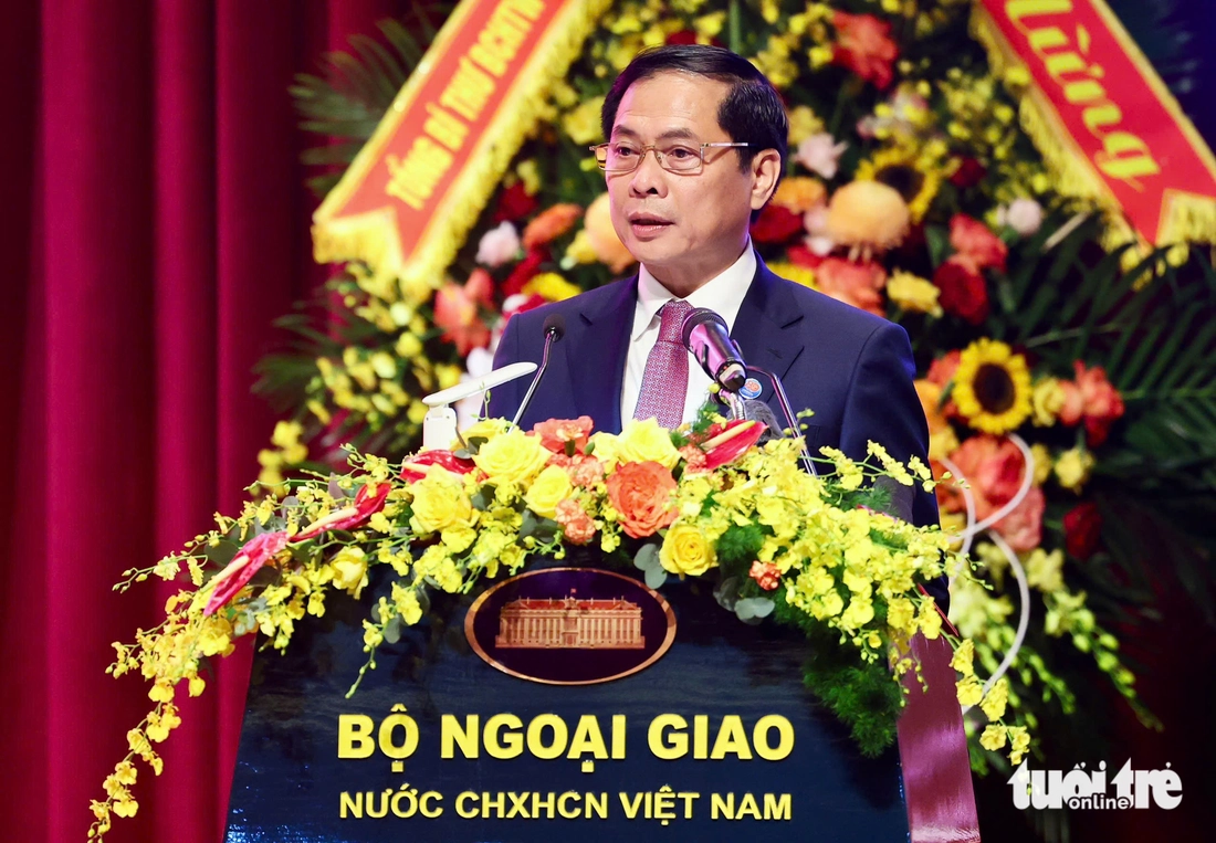 Tổng Bí thư Tô Lâm tin tưởng ngành Ngoại giao tiếp tục tiên phong trong kỷ nguyên mới - Ảnh 7.