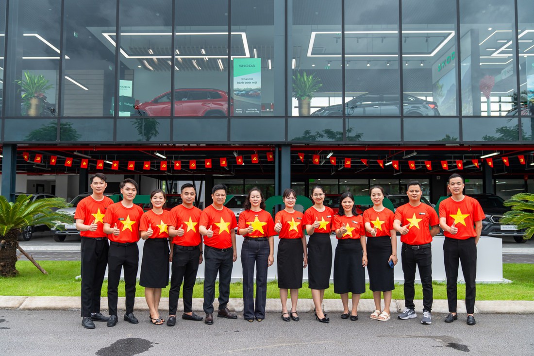 Đoàn xe Skoda 'vượt bão' tới Hà Nội, kết thúc gần 2.500km từ Độc Lập tới Thống Nhất với nhiều cung bậc cảm xúc- Ảnh 26. Skoda - Ảnh 21.