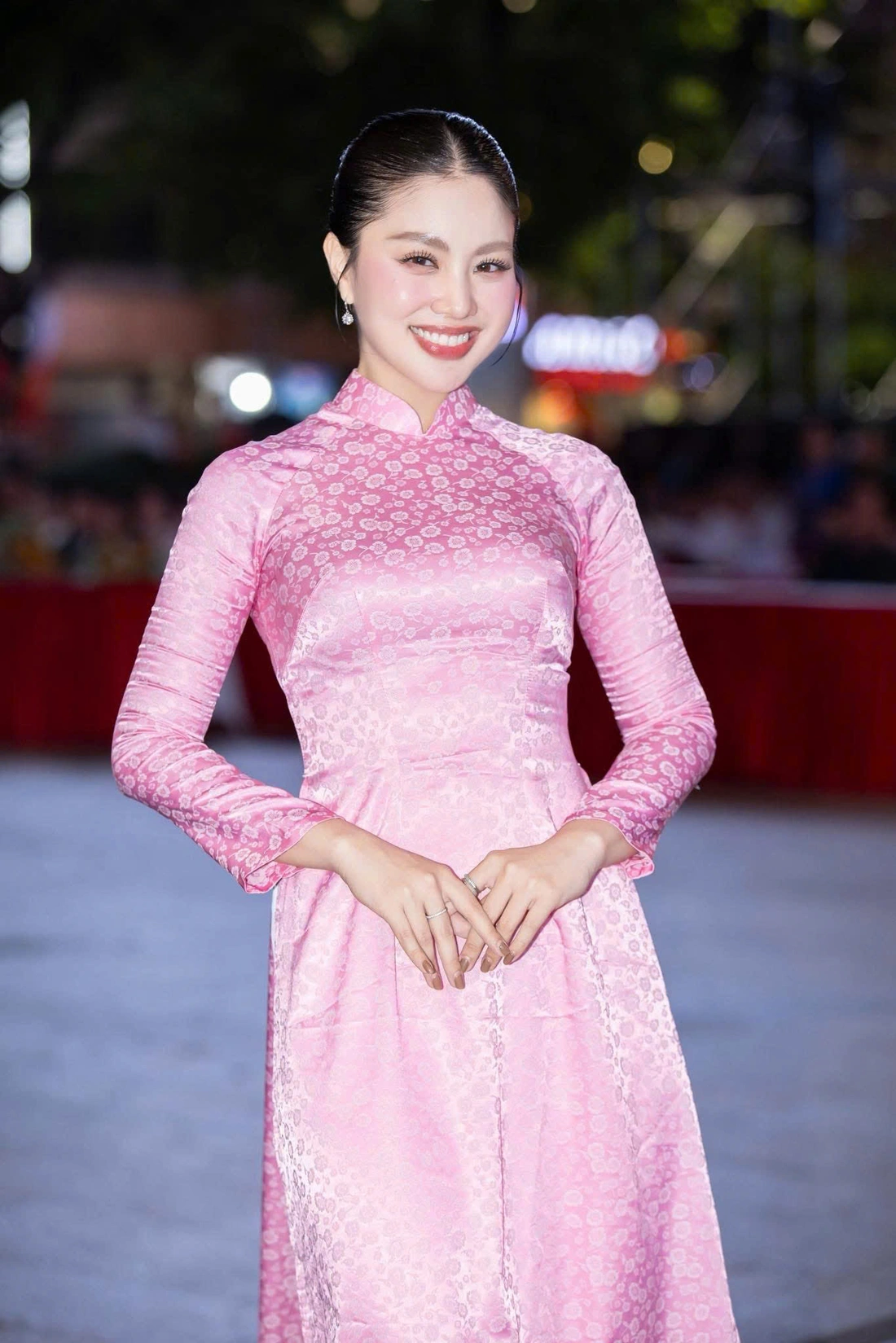 Hoa hậu, nam vương, người nổi tiếng lan tỏa lòng yêu nước, tinh thần tự hào dân tộc - Ảnh 6. Quốc khánh 2-9 - Ảnh 6.