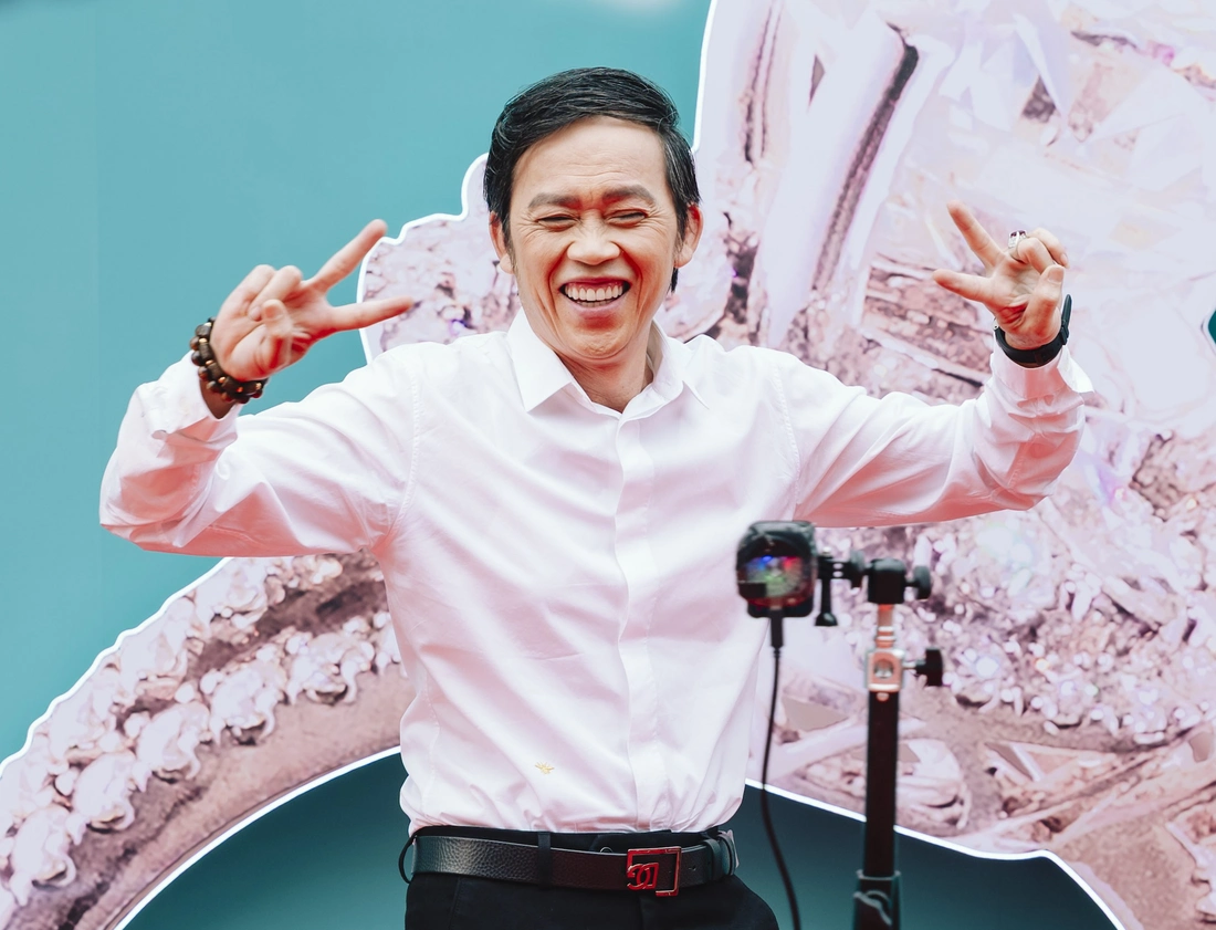 hoai-linh-2-17562817031761589907211.jpg