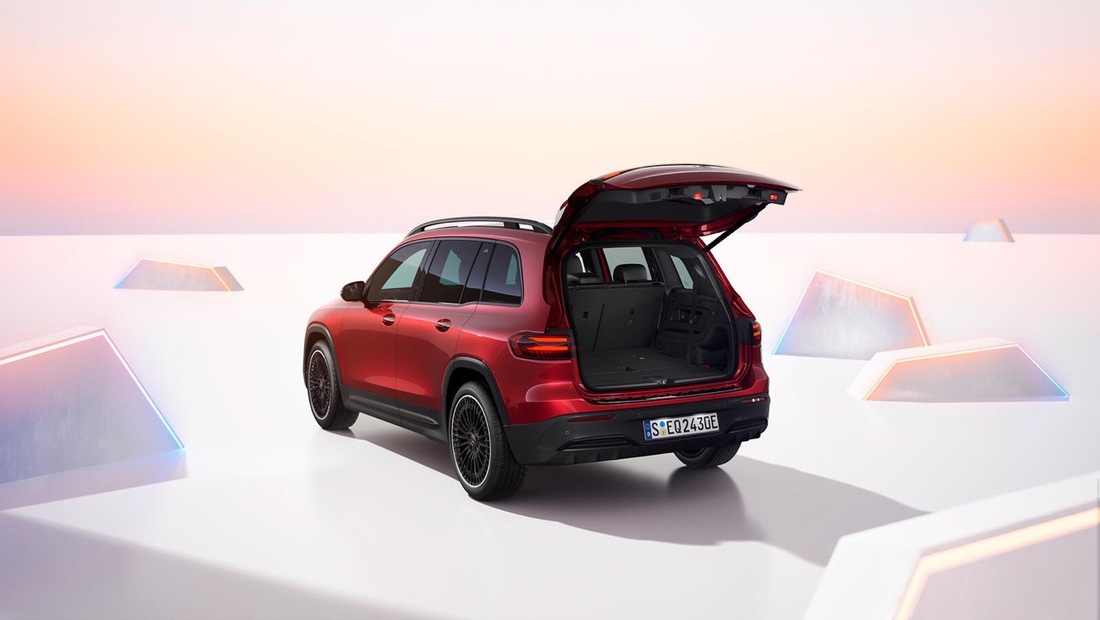 Xe điện Mercedes-Benz EQB 250+ từ 2,3 tỉ đồng, chạy Hà Nội - Huế mới cần sạc - Ảnh 6.