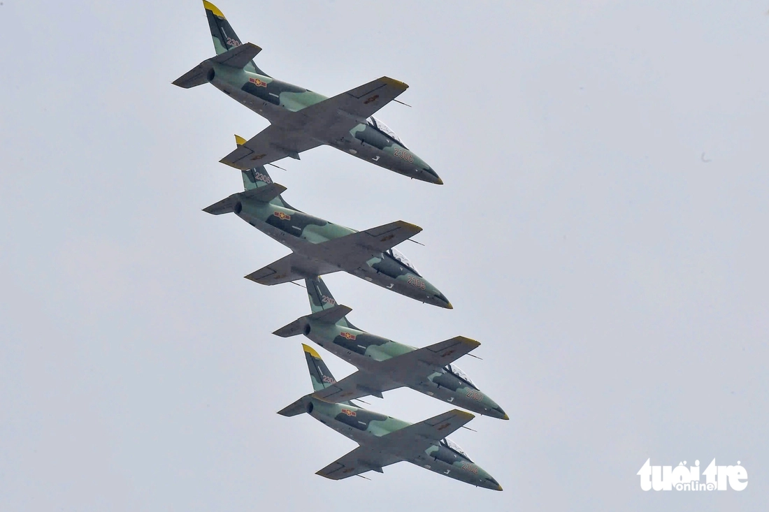 Tiêm kích Su30-MK2 - Ảnh 7.