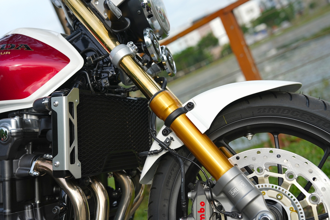Honda CB1300SF SP Final Edition về Việt Nam, giá dự kiến cao hơn MG5 - Ảnh 7.