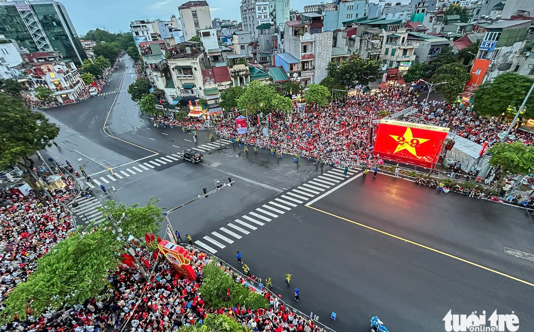 diễu binh, diễu hành - Ảnh 12.