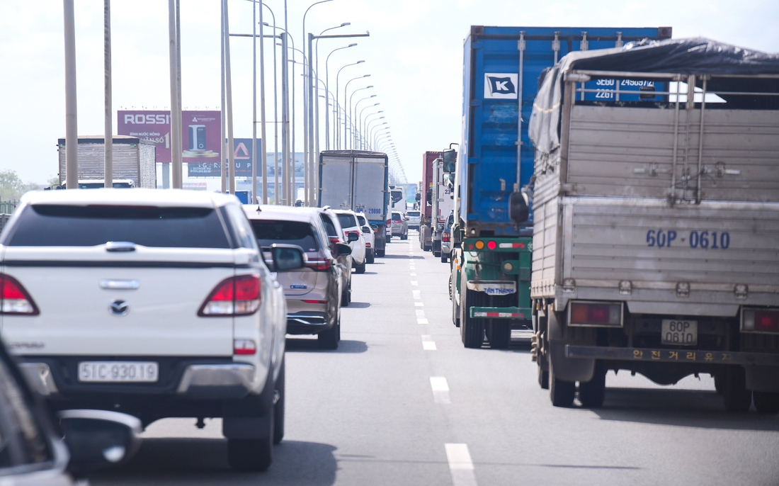Kết nối sân bay Tân Sơn Nhất - Long Thành: Cần những công trình khẩn cấp - Ảnh 4.
