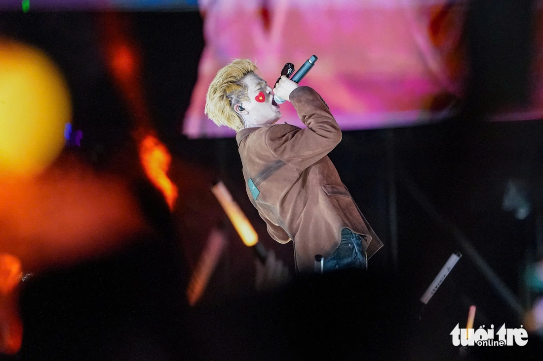 V Concert - Ảnh 3.