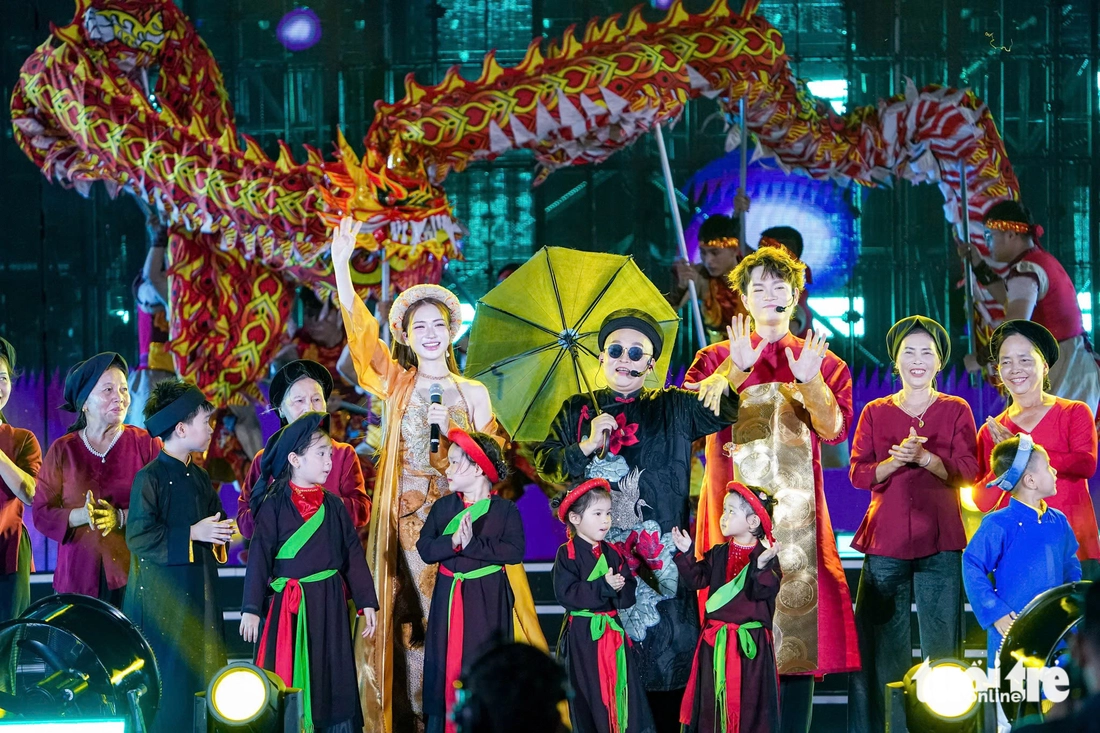 V Concert - Ảnh 4.