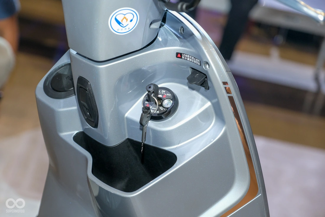 SYM Fiddle DX 158 dự kiến bán tại Việt Nam: 'Ăn xăng' 1,66 lít/100km, cạnh tranh Honda SH Mode - Ảnh 11.