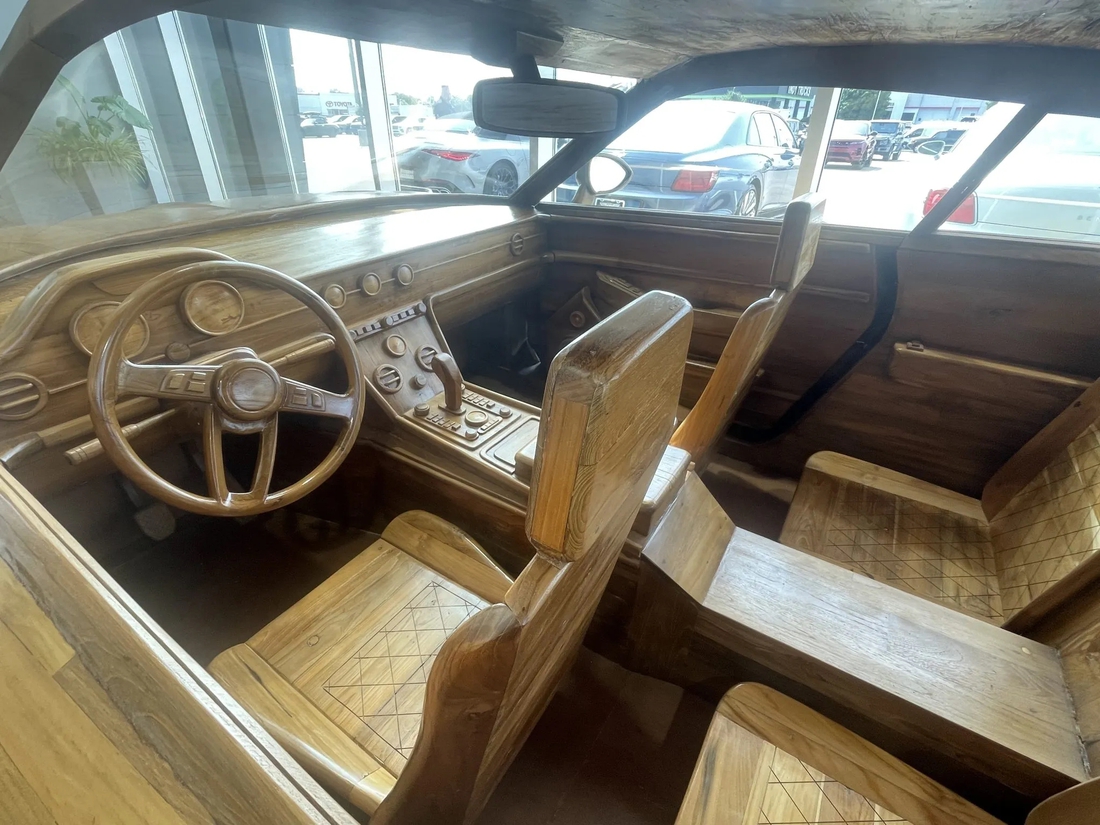 Bentley - Ảnh 14.