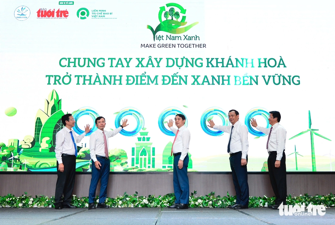 Việt Nam Xanh - Ảnh 2.