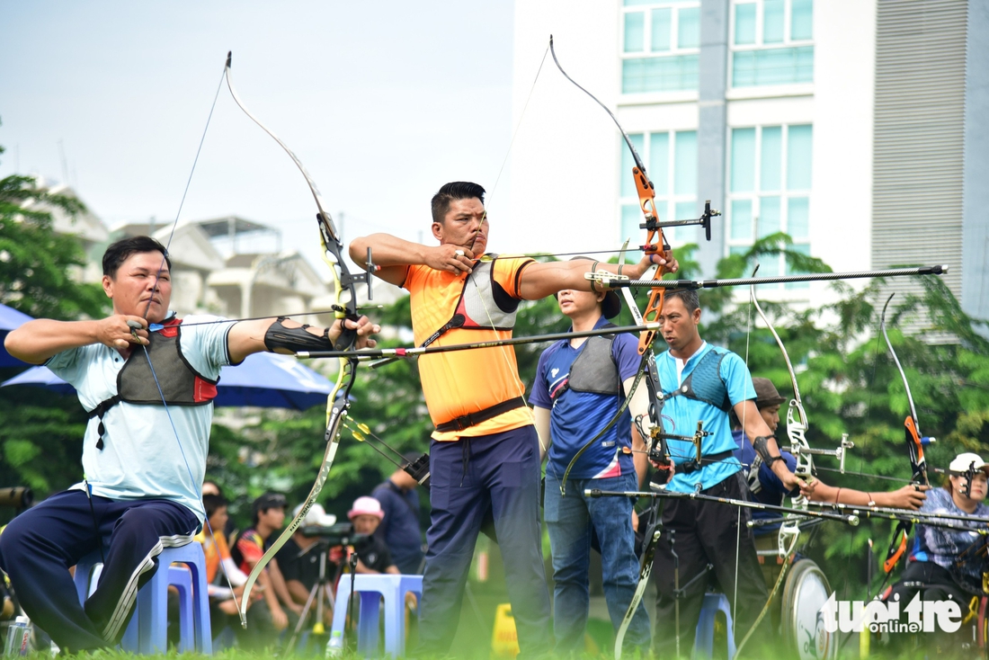 Cung thủ tỏa sáng tại Giải VĐQG thể thao người khuyết tật - Ảnh 1.