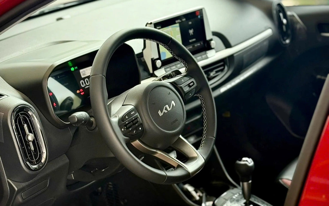 Kia Morning 2025 có mặt ở đại lý: Giá từ 439 triệu, như 'tiểu Carnival' - Ảnh 4.