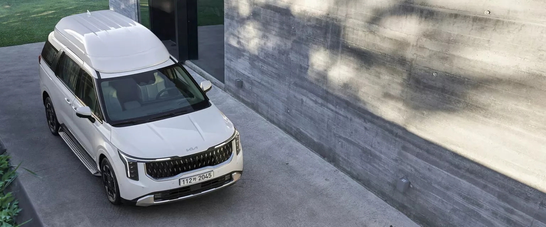 Kia Carnival 2026 thêm bản 'chủ tịch': Như phòng khách sạn di động, có chi tiết gợi nhớ Rolls-Royce - Ảnh 3.