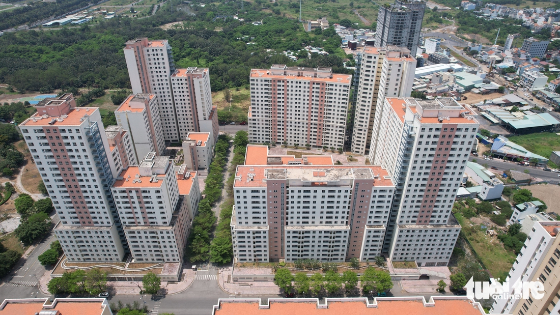 Hiện trạng gần 3.800 căn hộ tái định cư giữa 'đất vàng' Thủ Thiêm sắp được đấu giá- Ảnh 4. Hiện trạng gần 3.800 căn hộ tái định cư giữa 'đất vàng' Thủ Thiêm sắp được đấu giá - Ảnh 4.