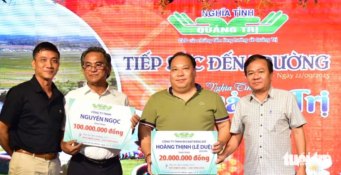 Những người con Quảng Trị tại TP.HCM góp hơn 2 tỉ đồng cho Tuổi Trẻ tiếp sức đến trường - Ảnh 7.