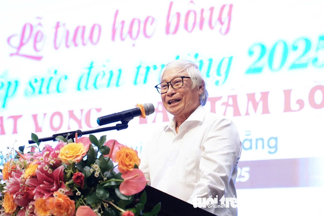Mình đi học đại học mẹ phải bán bò, giờ có học bổng mình tự tin lên hẳn - Ảnh 6.