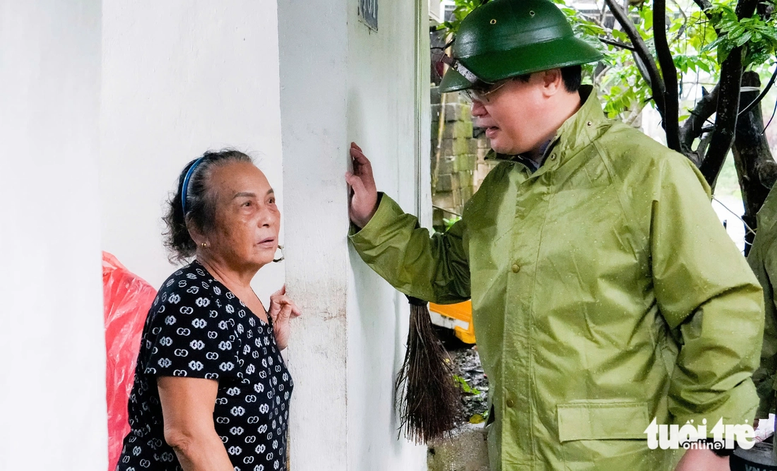 Nghệ An sơ tán hàng ngàn người trước bão Bualoi - Ảnh 1.