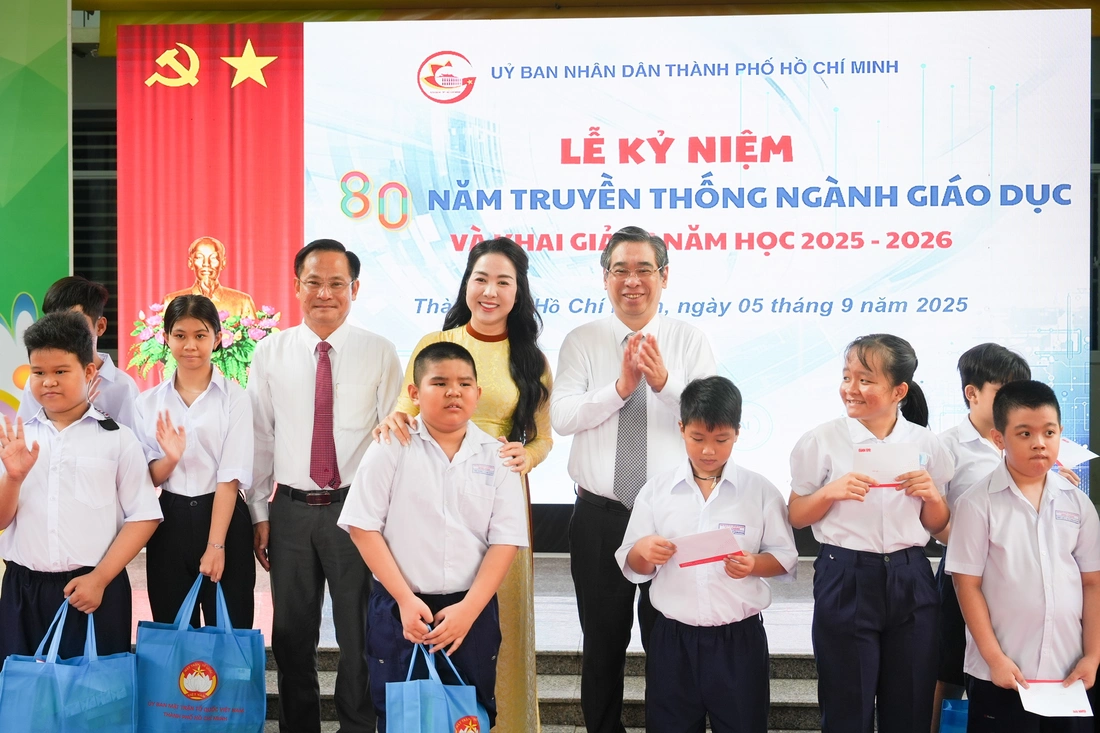 26 triệu học sinh, sinh viên vào năm học mới - Ảnh 5. lễ khai giảng - Ảnh 8.