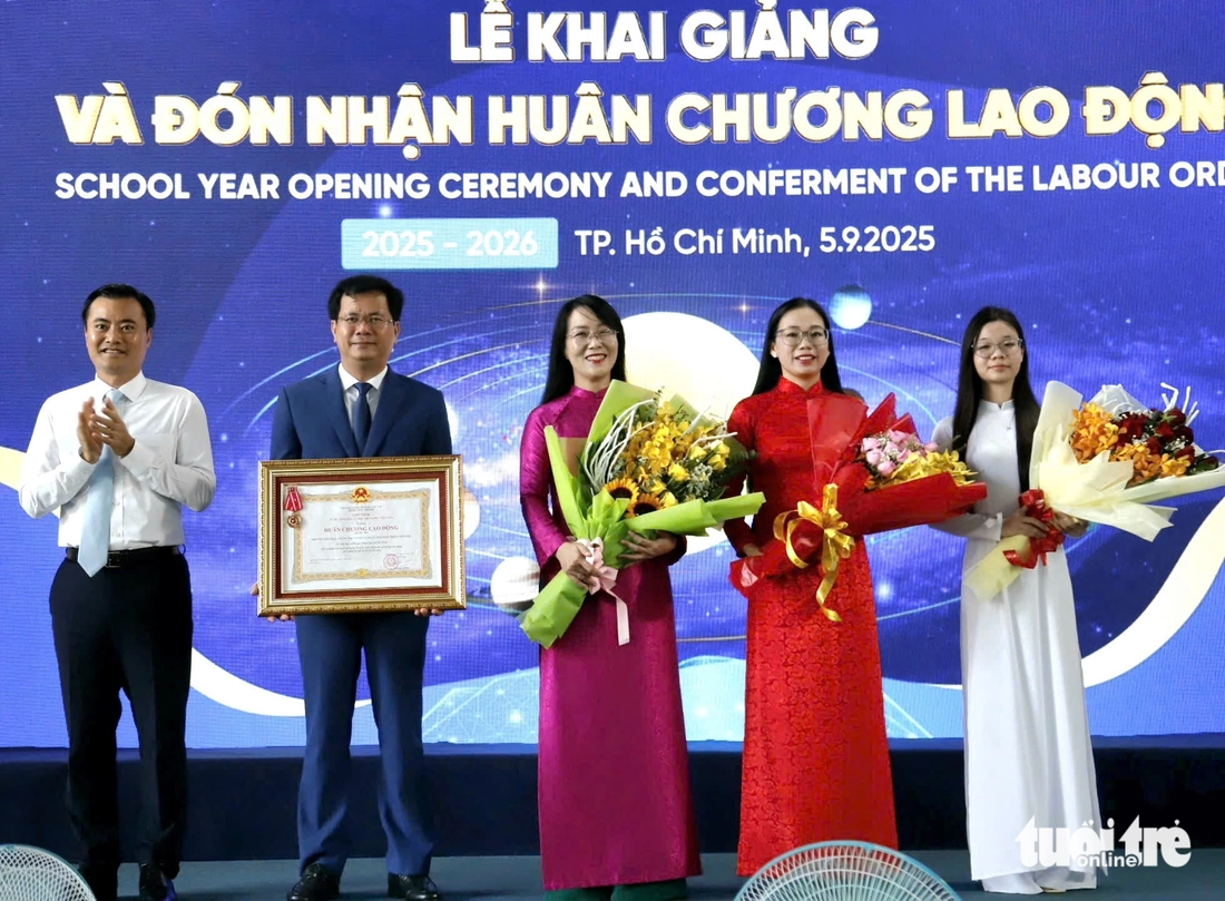 26 triệu học sinh, sinh viên vào năm học mới - Ảnh 4. lễ khai giảng - Ảnh 7.