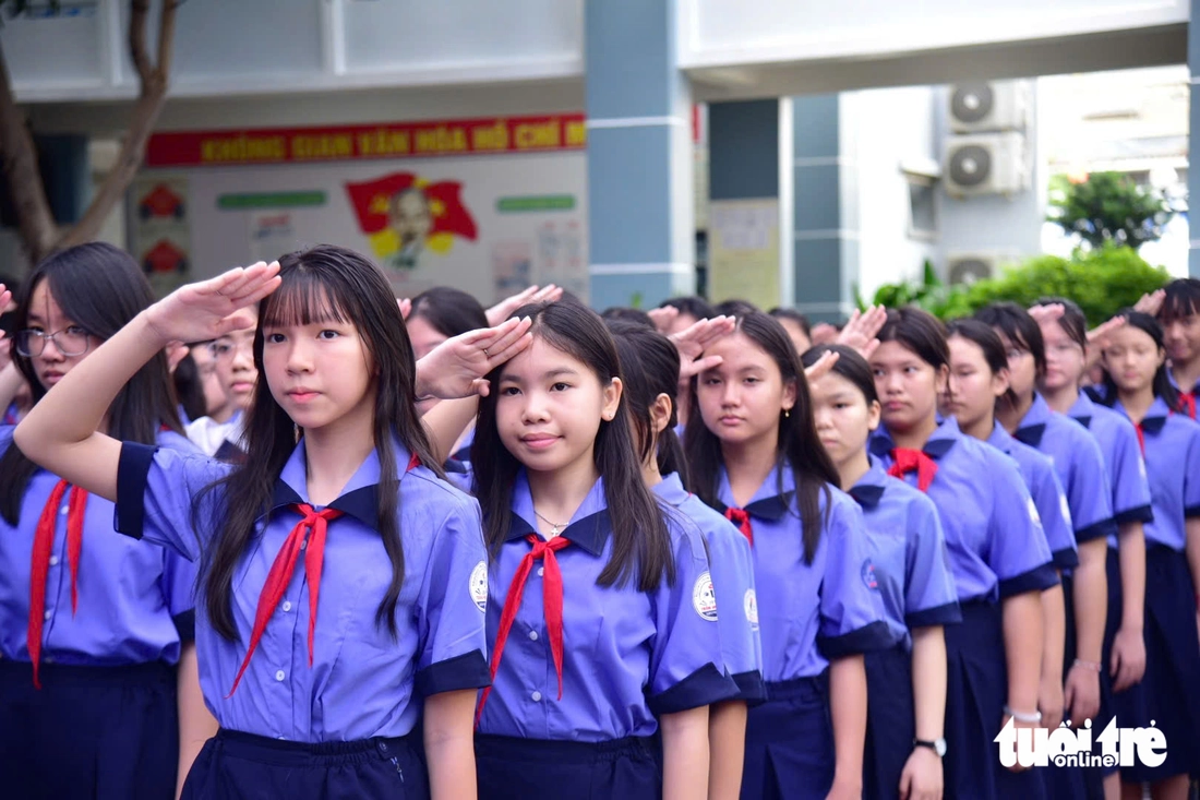 Những khoảnh khắc đẹp trong ngày khai giảng năm học mới - Ảnh 9. khai giảng - Ảnh 7.