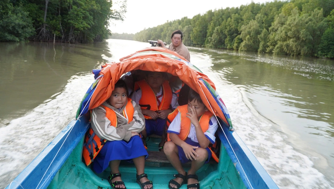ពិធីបើក - រូបថត ៨.