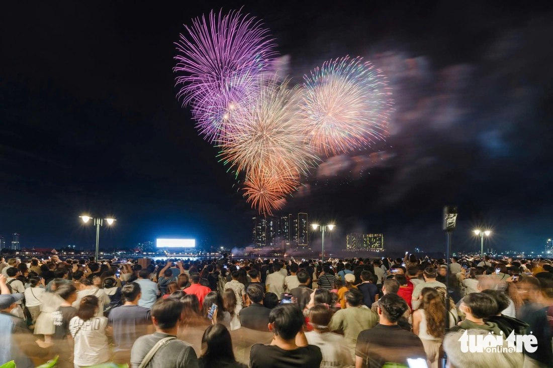 Năm mới, ngắm diện mạo hiện đại của khu đô thị mới Thủ Thiêm sau 30 năm quy hoạch - Ảnh 4.