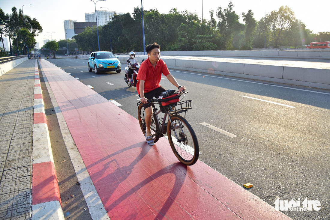 đạp xe - Ảnh 4.