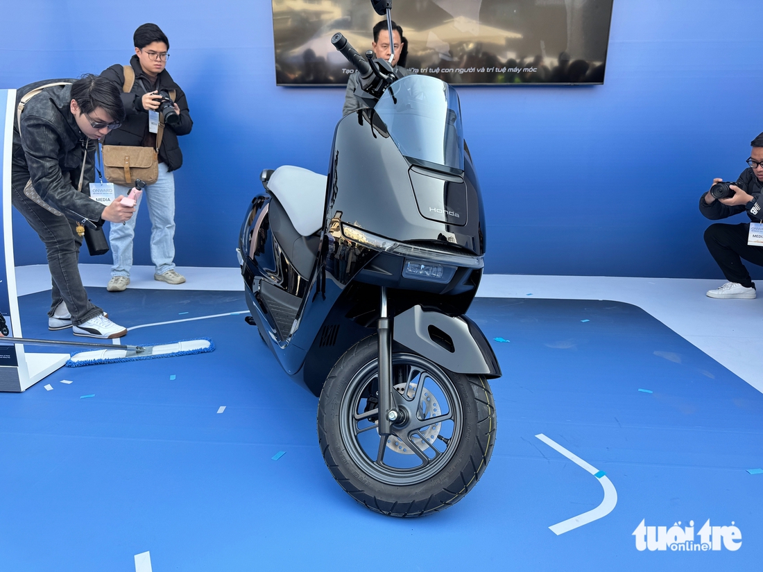 Xe máy điện Honda UC3 ra mắt Việt Nam: 122km/sạc, giá dễ trăm triệu nhưng có thể giảm nhờ một điều - Ảnh 4.
